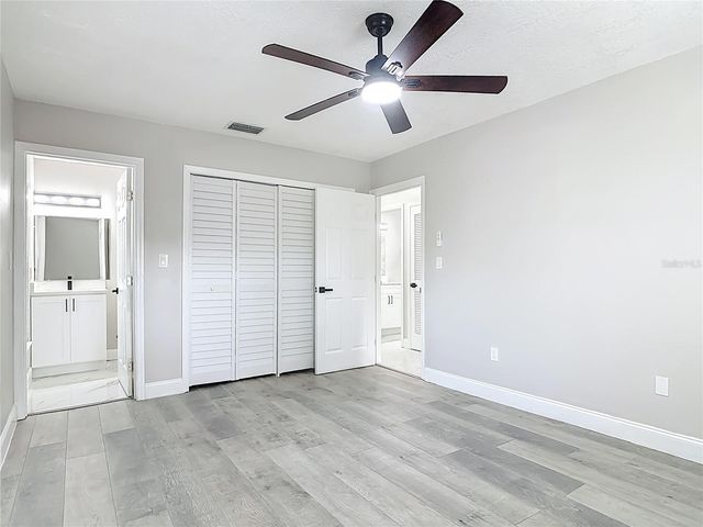 31440 PRESTWICK AVENUE, Sorrento, FL 32776