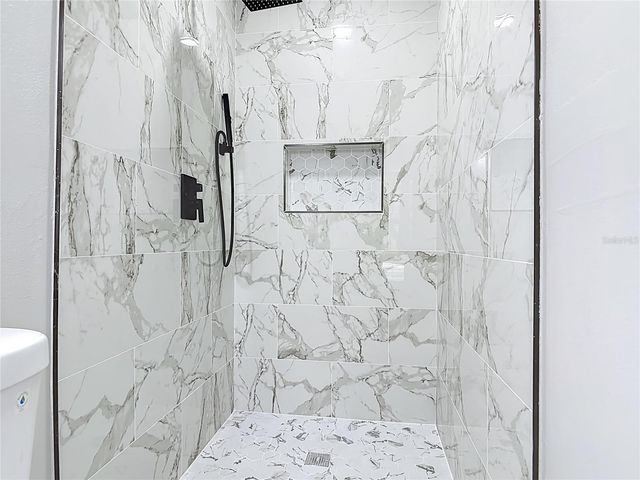 31440 PRESTWICK AVENUE, Sorrento, FL 32776