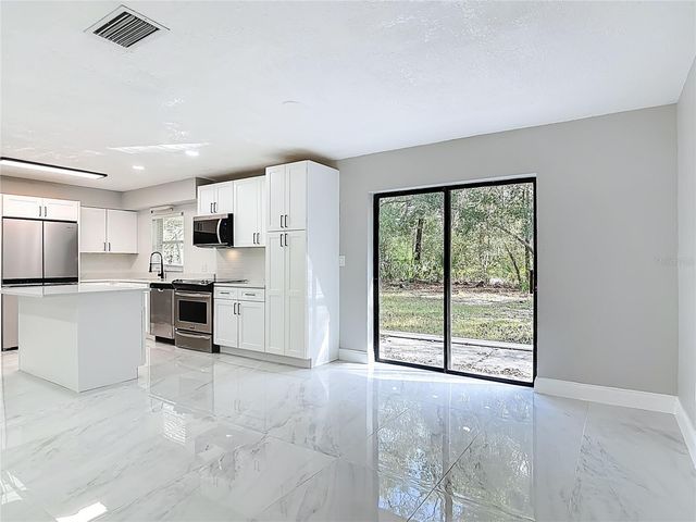 31440 PRESTWICK AVENUE, Sorrento, FL 32776