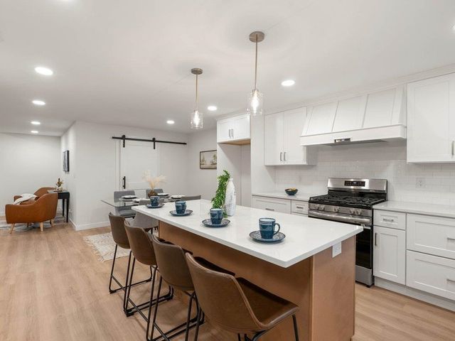 1005 Summit Drive, Greenville, SC 29609