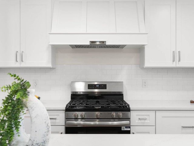 1005 Summit Drive, Greenville, SC 29609