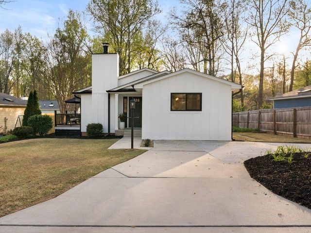 1005 Summit Drive, Greenville, SC 29609