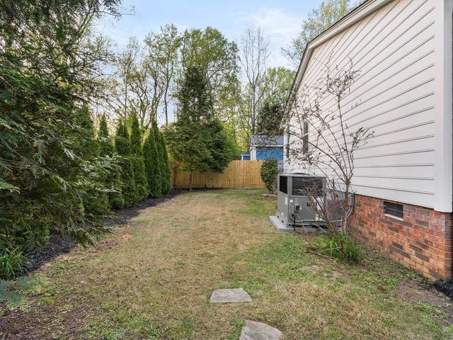 1005 Summit Drive, Greenville, SC 29609