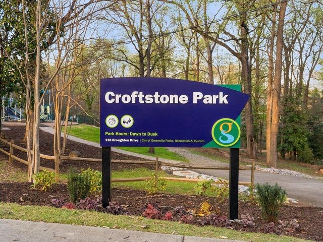 1005 Summit Drive, Greenville, SC 29609