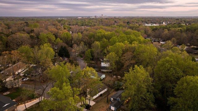 1005 Summit Drive, Greenville, SC 29609