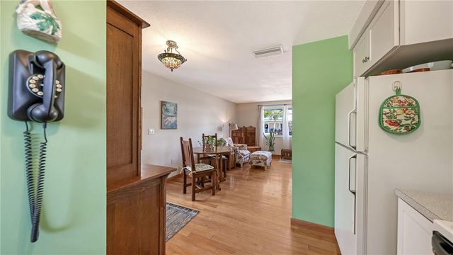 5343 BARBAROSSA AVENUE, Sarasota, FL 34235