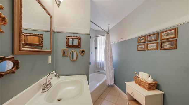 5343 BARBAROSSA AVENUE, Sarasota, FL 34235