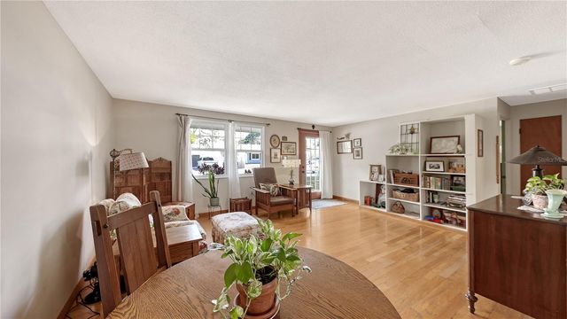 5343 BARBAROSSA AVENUE, Sarasota, FL 34235