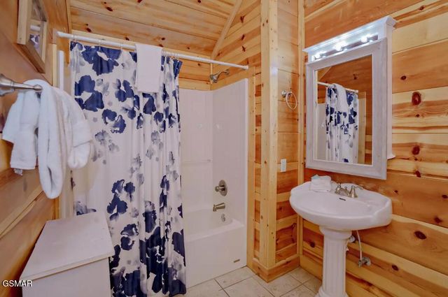 3531 Peggy Lane, Pigeon Forge, TN 37863