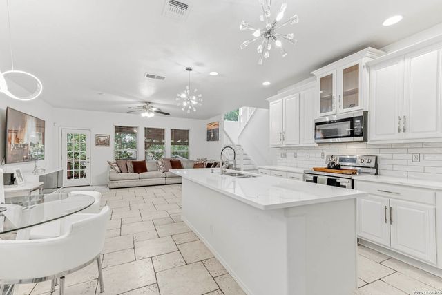 418 Mesa Hill, San Antonio, TX 78258
