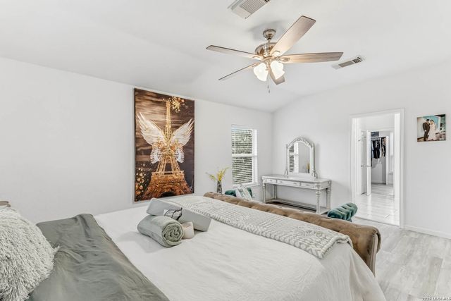 418 Mesa Hill, San Antonio, TX 78258