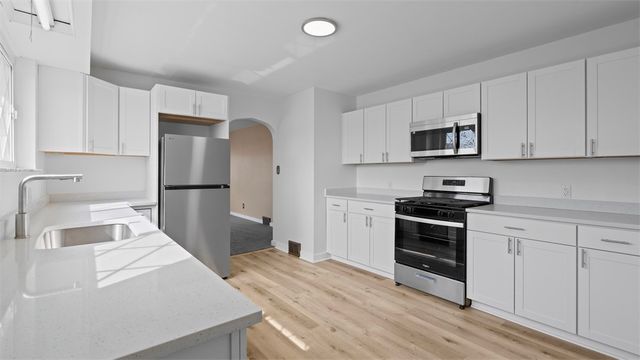 2119 Mcminn Street, Aliquippa, PA 15001