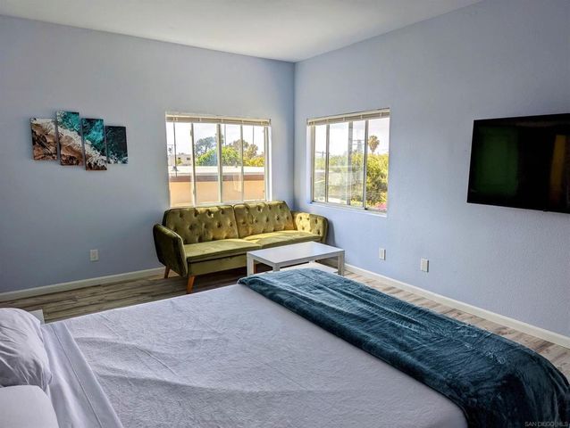 36 W Point Loma Blvd, San Diego, CA 92107