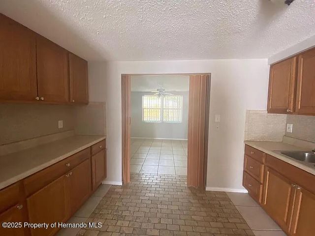 9101 Gray Fox Lane, Port Richey, FL 34668