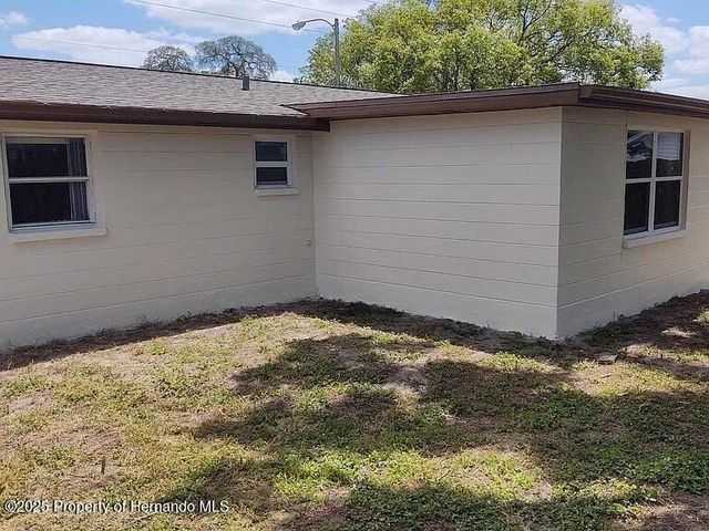 9101 Gray Fox Lane, Port Richey, FL 34668