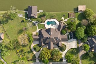 40 La Jolla Circle, Montgomery, TX 77356