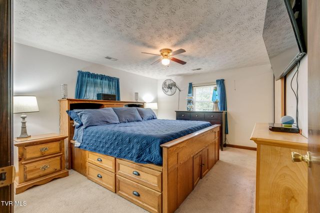 132 Old Country Road, Church Hill, TN 37642