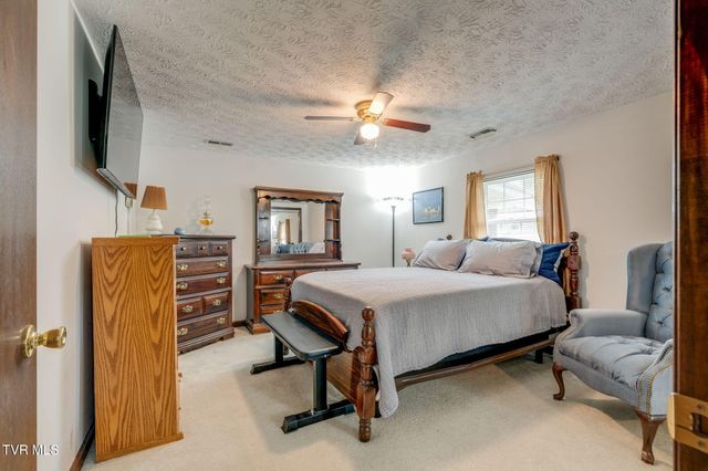 132 Old Country Road, Church Hill, TN 37642