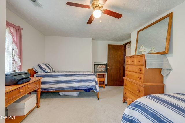 132 Old Country Road, Church Hill, TN 37642