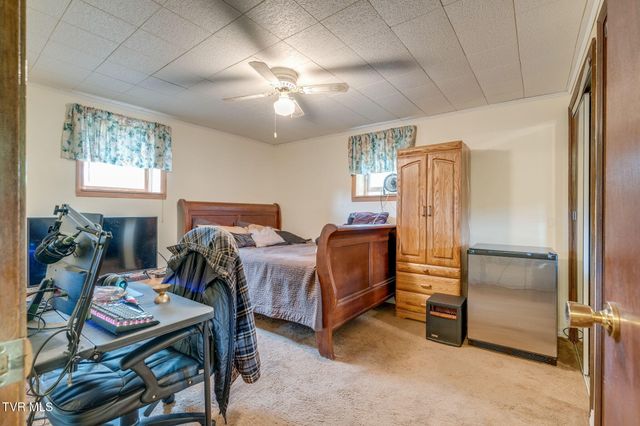 132 Old Country Road, Church Hill, TN 37642