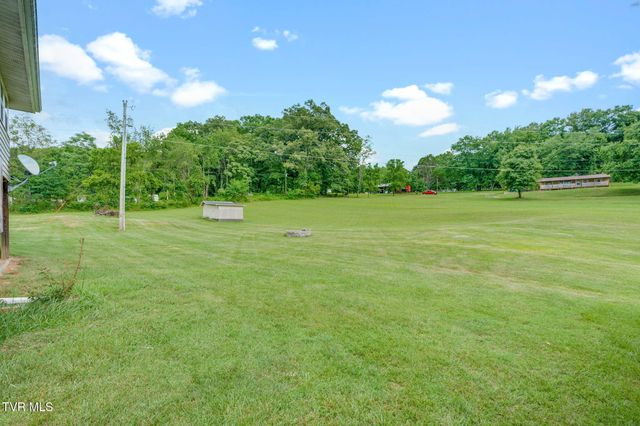 132 Old Country Road, Church Hill, TN 37642