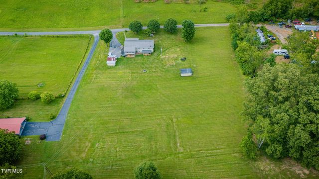 132 Old Country Road, Church Hill, TN 37642