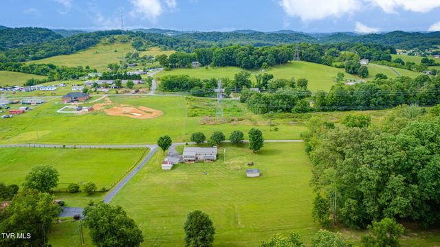 132 Old Country Road, Church Hill, TN 37642