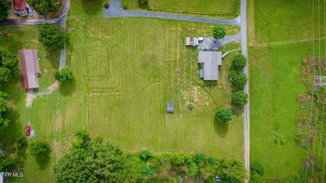 132 Old Country Road, Church Hill, TN 37642