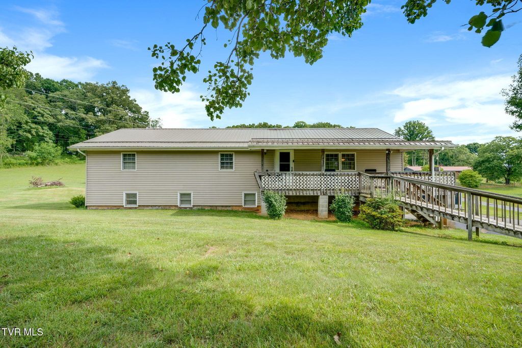 132 Old Country Road, Church Hill, TN 37642