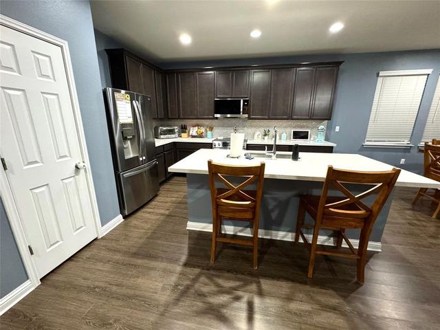 16609 SUMPTUOUS DR, Manor, TX 78653