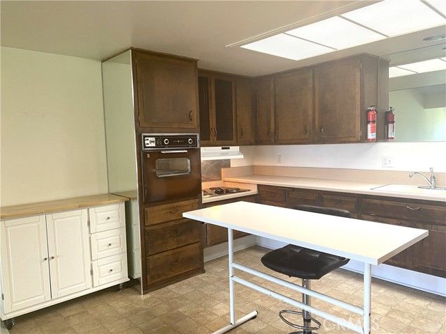 13101 Oak Hills Dr., M9-234J, Seal Beach, CA 90740