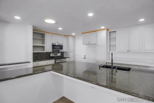 838 David Dr, Chula Vista, CA 91910