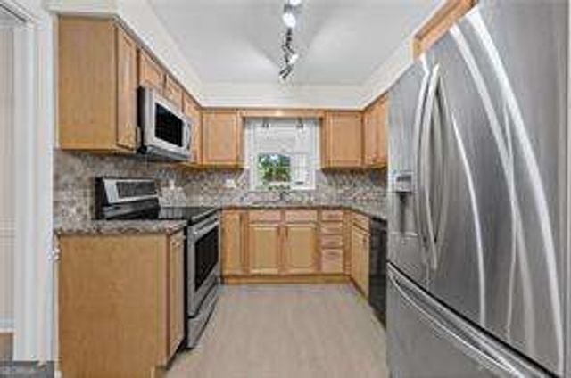 70 Chaumont Square NW, Atlanta, GA 30327