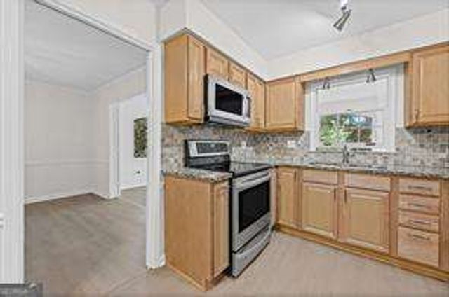 70 Chaumont Square NW, Atlanta, GA 30327