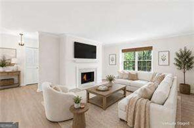 70 Chaumont Square NW, Atlanta, GA 30327