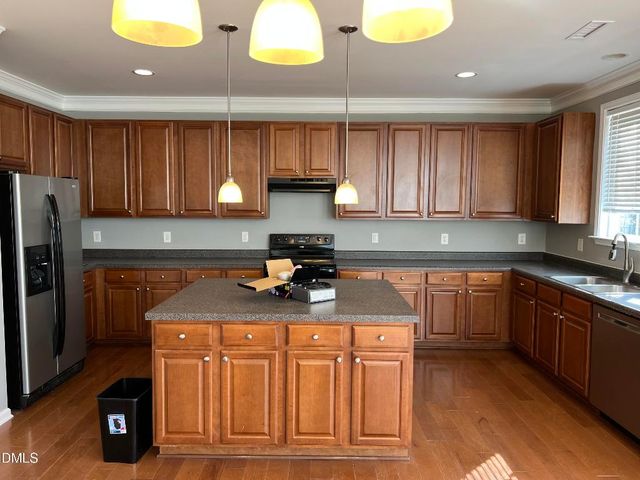 527 Emerald Downs Road, Cary, NC 27519