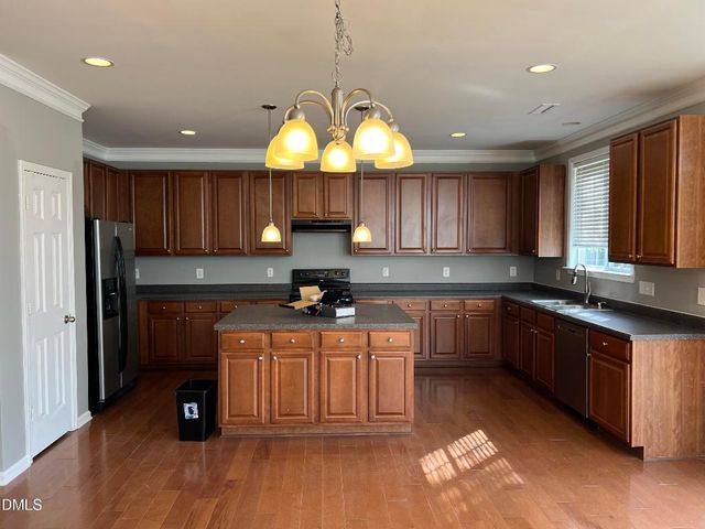 527 Emerald Downs Road, Cary, NC 27519