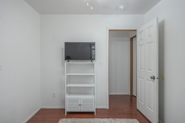 1585 GILLAM WAY, Fairbanks, AK 99701