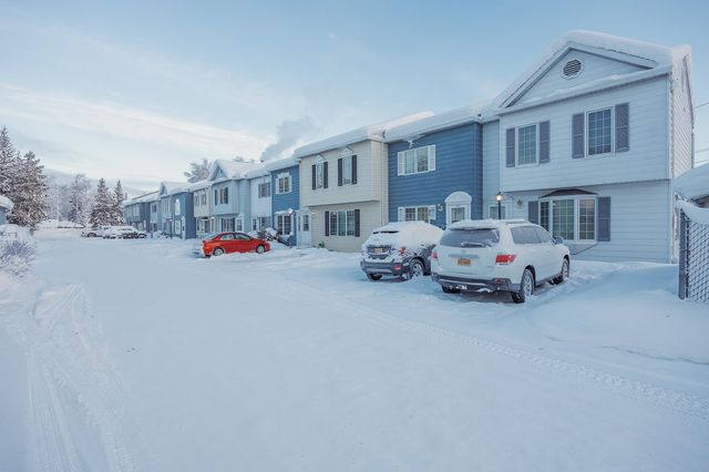 1585 GILLAM WAY, Fairbanks, AK 99701