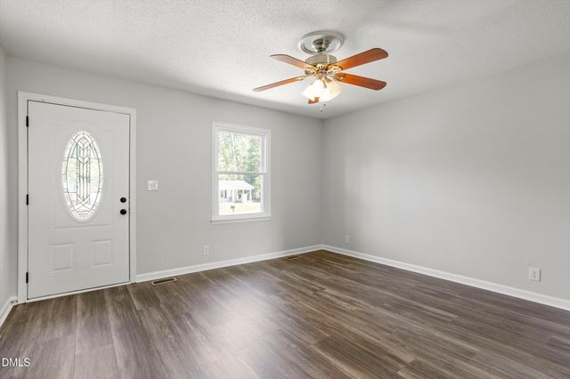 40 Lester Street, Angier, NC 27501
