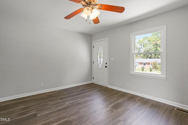 40 Lester Street, Angier, NC 27501