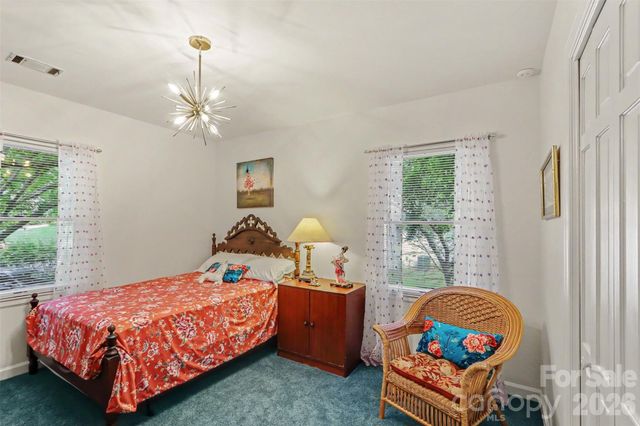 7030 Pleasant Drive, Charlotte, NC 28211