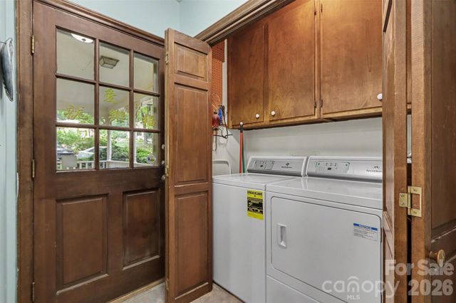 7030 Pleasant Drive, Charlotte, NC 28211