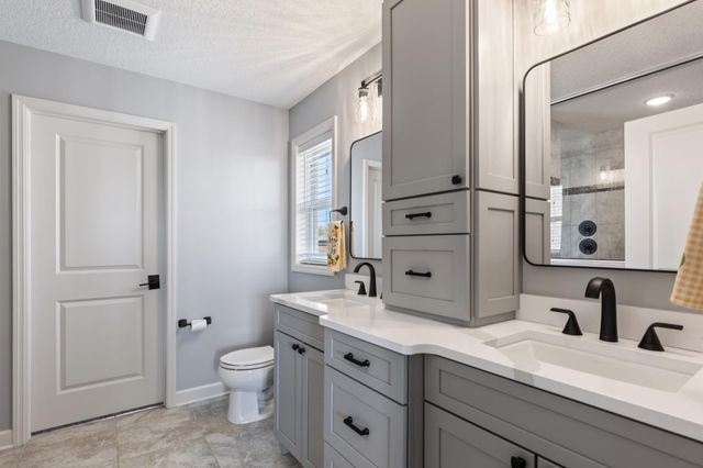 14290 Aldborough Avenue, Rosemount, MN 55068