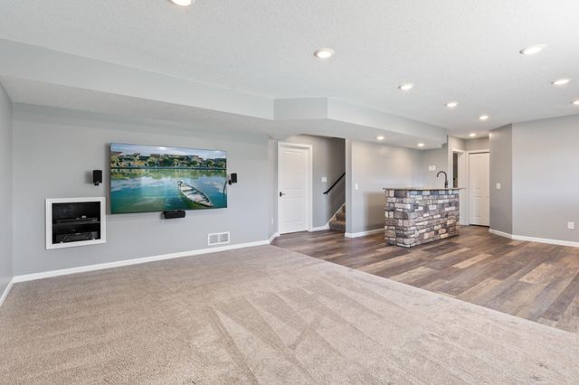14290 Aldborough Avenue, Rosemount, MN 55068