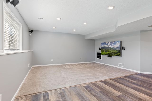 14290 Aldborough Avenue, Rosemount, MN 55068