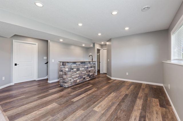 14290 Aldborough Avenue, Rosemount, MN 55068