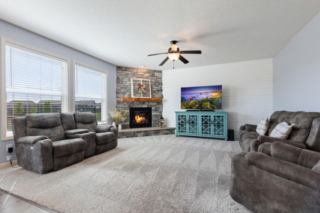 14290 Aldborough Avenue, Rosemount, MN 55068