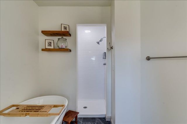 7713 E Oakmount St, Wichita, KS 67226