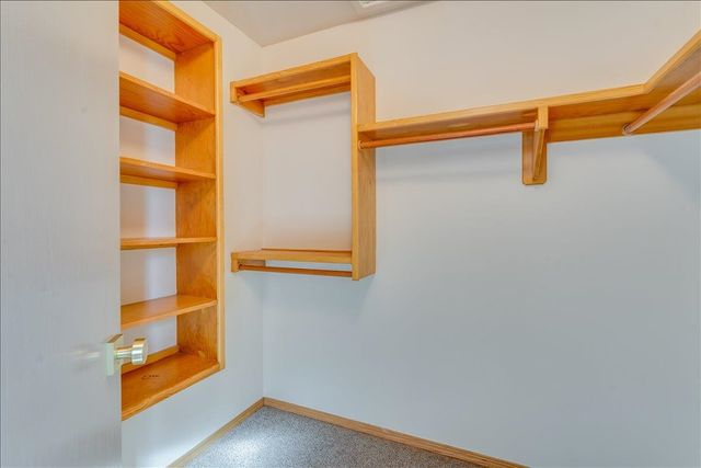 7713 E Oakmount St, Wichita, KS 67226